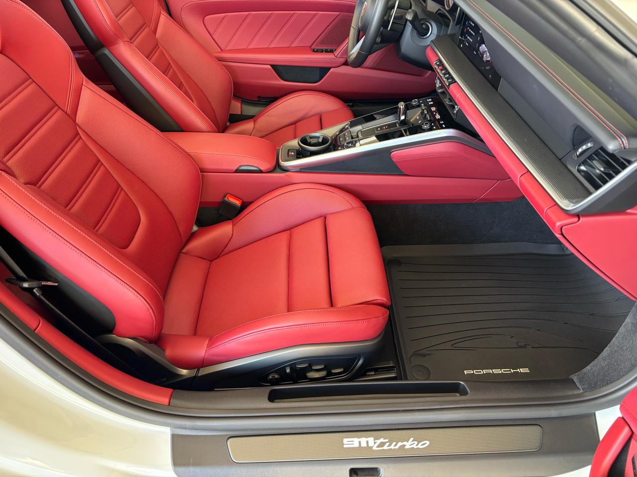 Porsche 911 Turbo Cabriolet 2023