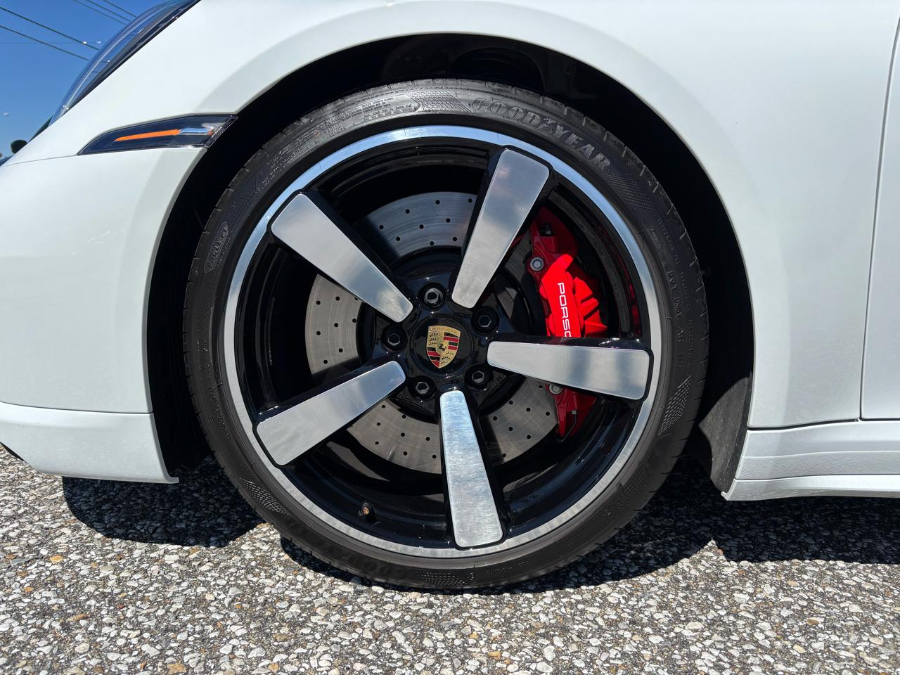 Porsche 911 Turbo Cabriolet 2023