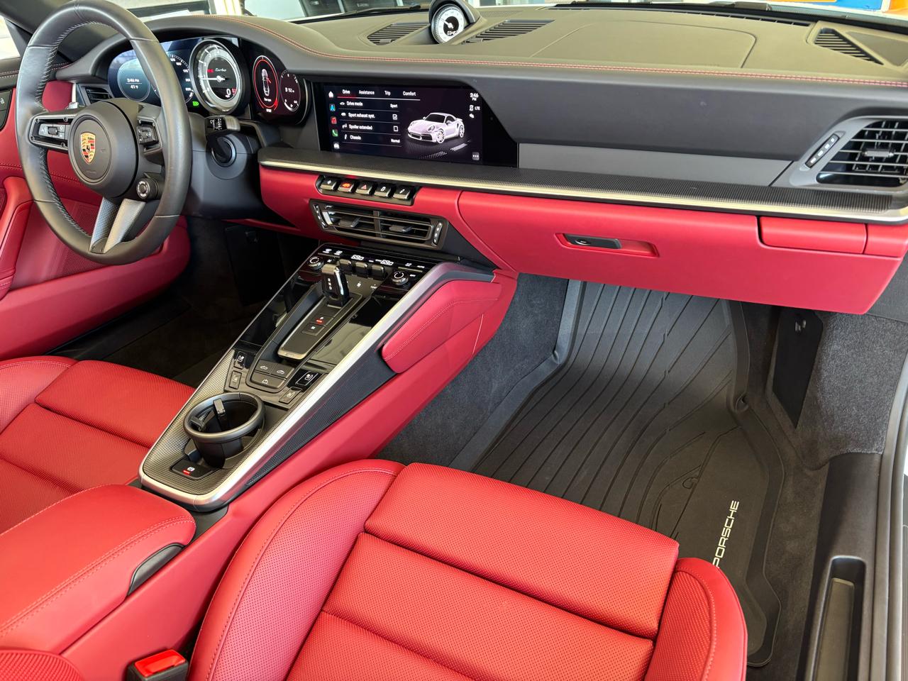 Porsche 911 Turbo Cabriolet 2023