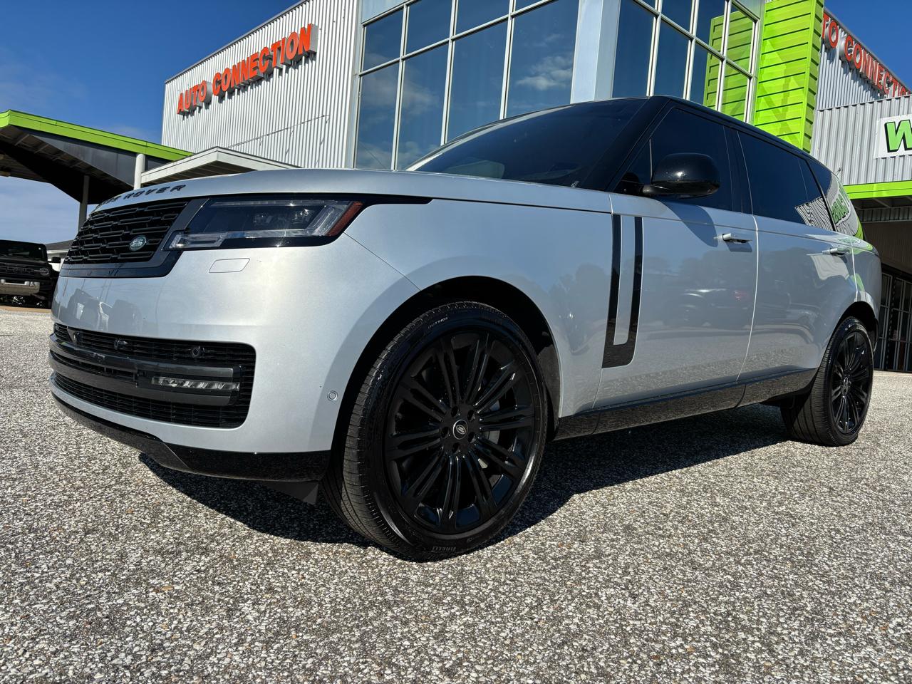 Land Rover Range Rover P530 SE LWB 7 Seat 2025