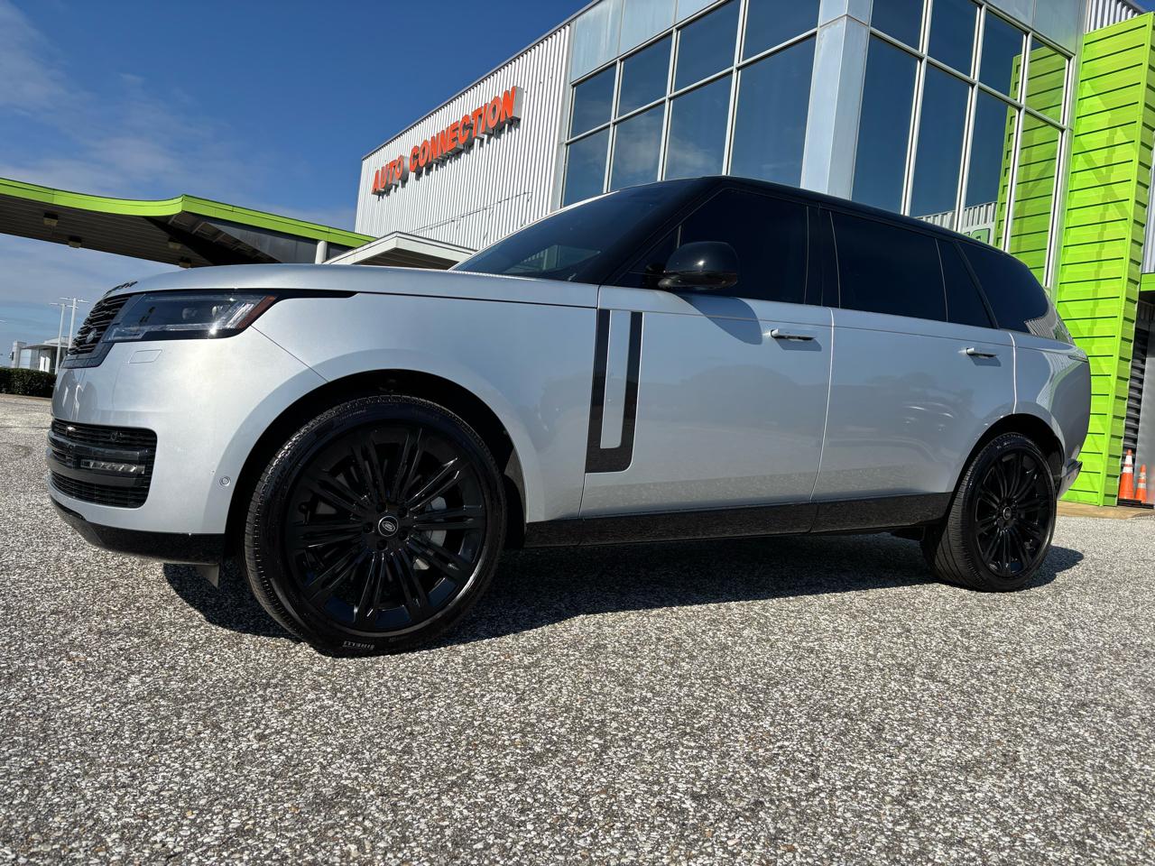 Land Rover Range Rover P530 SE LWB 7 Seat 2025