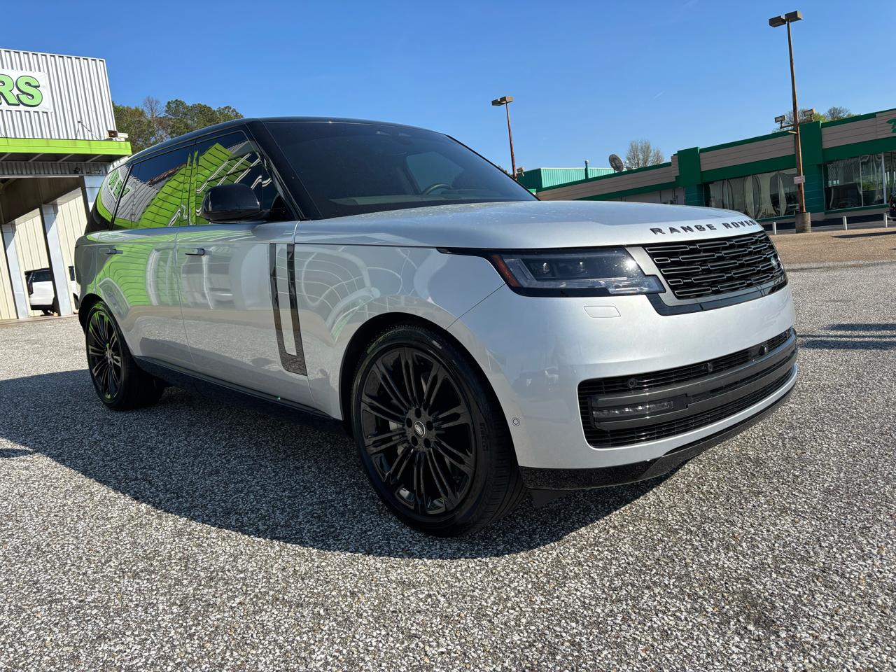 Land Rover Range Rover P530 SE LWB 7 Seat 2025