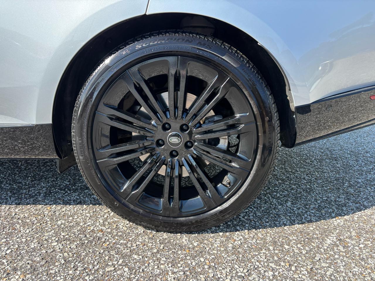 Land Rover Range Rover P530 SE LWB 7 Seat 2025