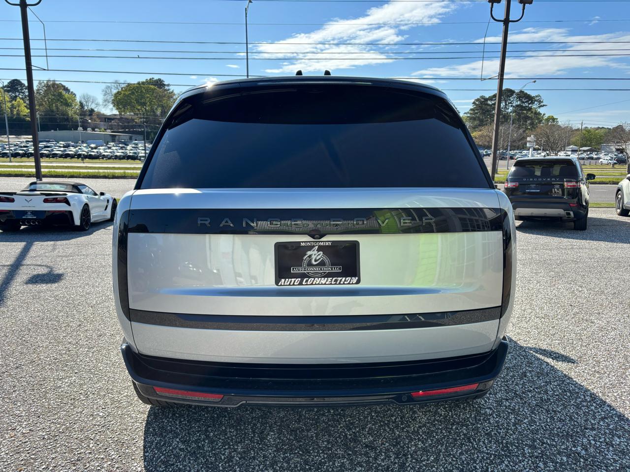 Land Rover Range Rover P530 SE LWB 7 Seat 2025