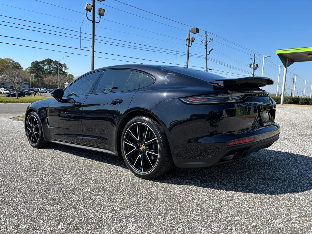 Porsche Panamera 4 Platinum Edition AWD 2023