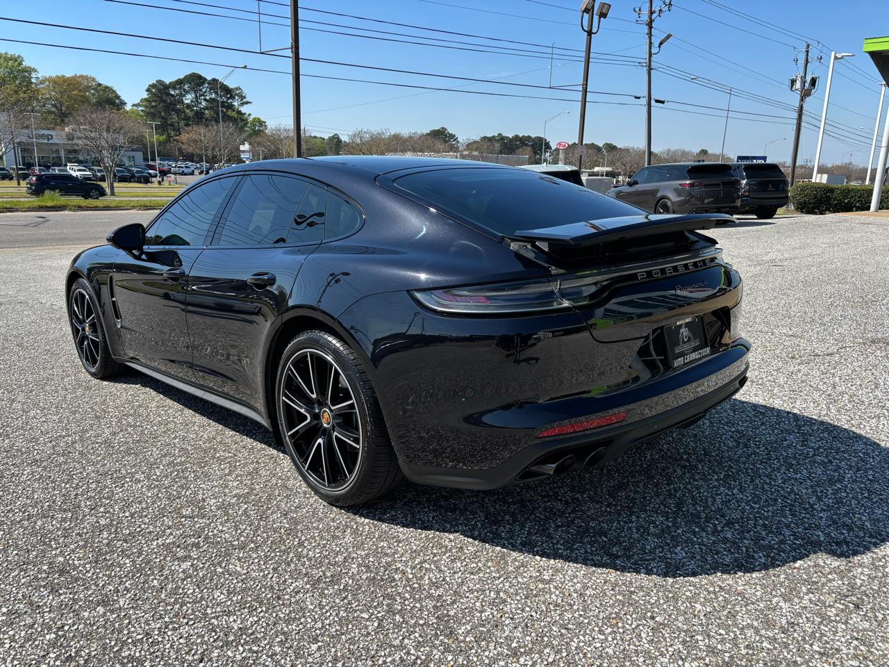 Porsche Panamera 4 Platinum Edition AWD 2023