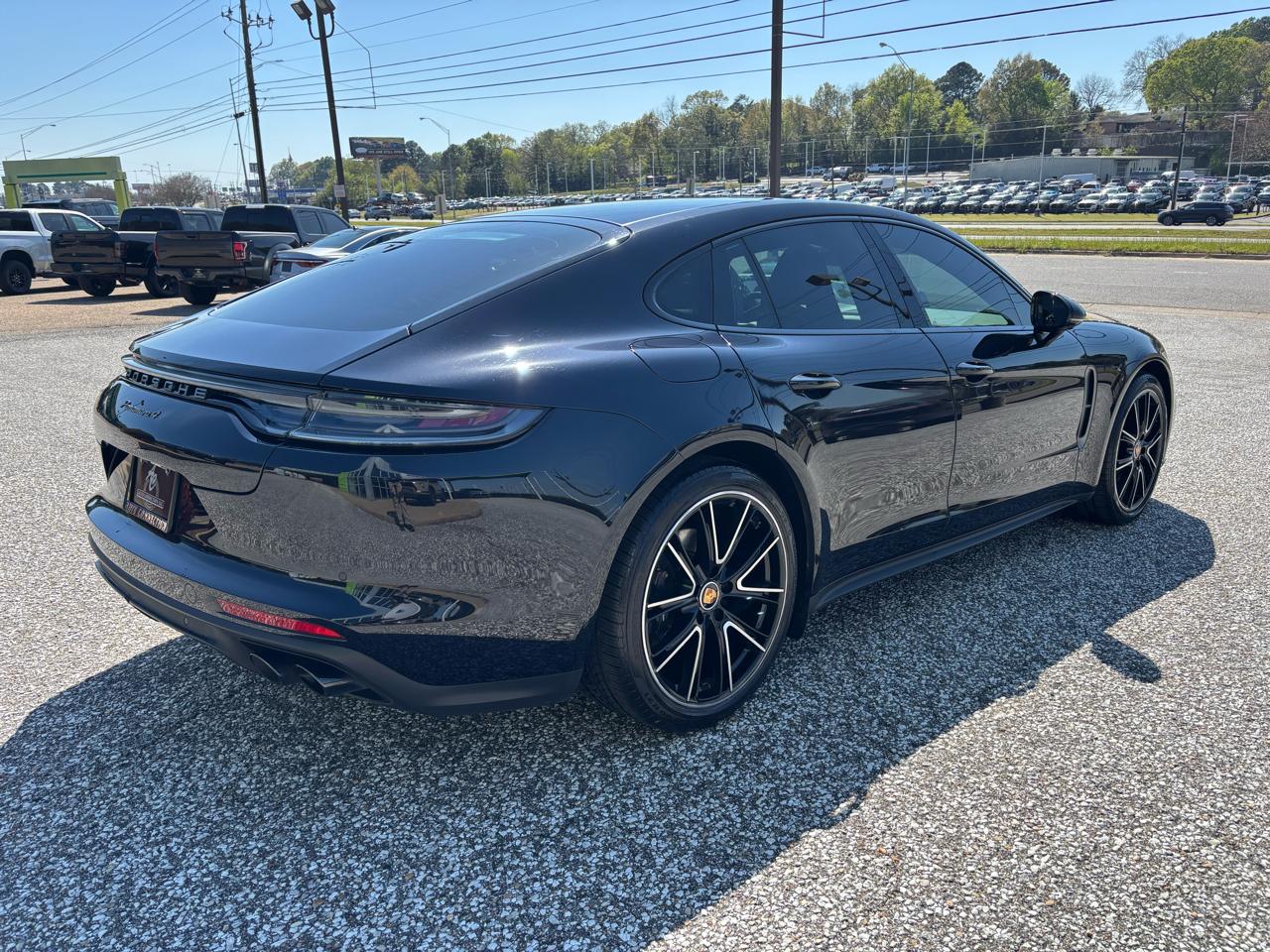 Porsche Panamera 4 Platinum Edition AWD 2023