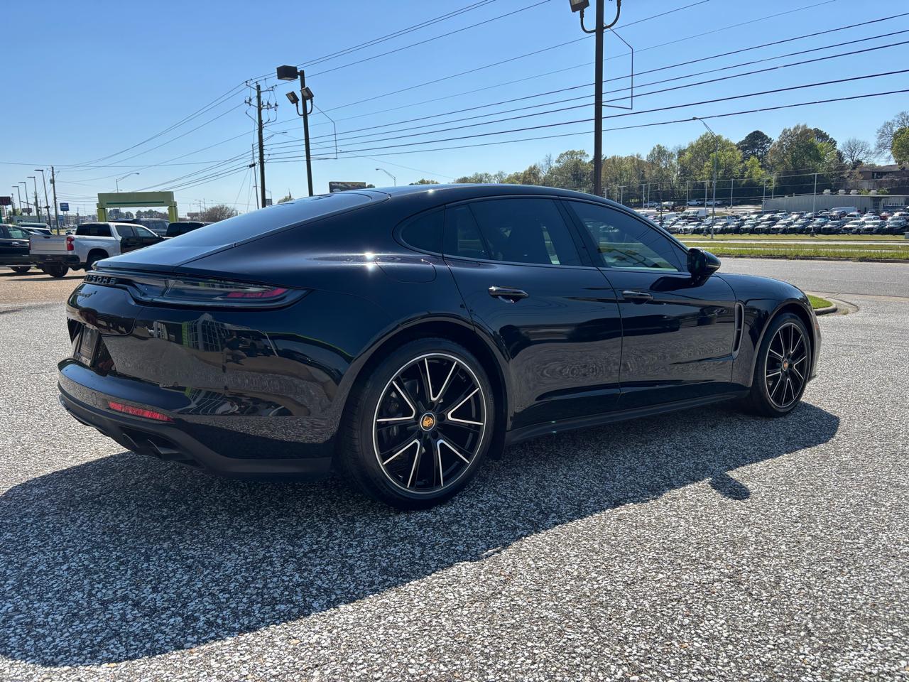 Porsche Panamera 4 Platinum Edition AWD 2023