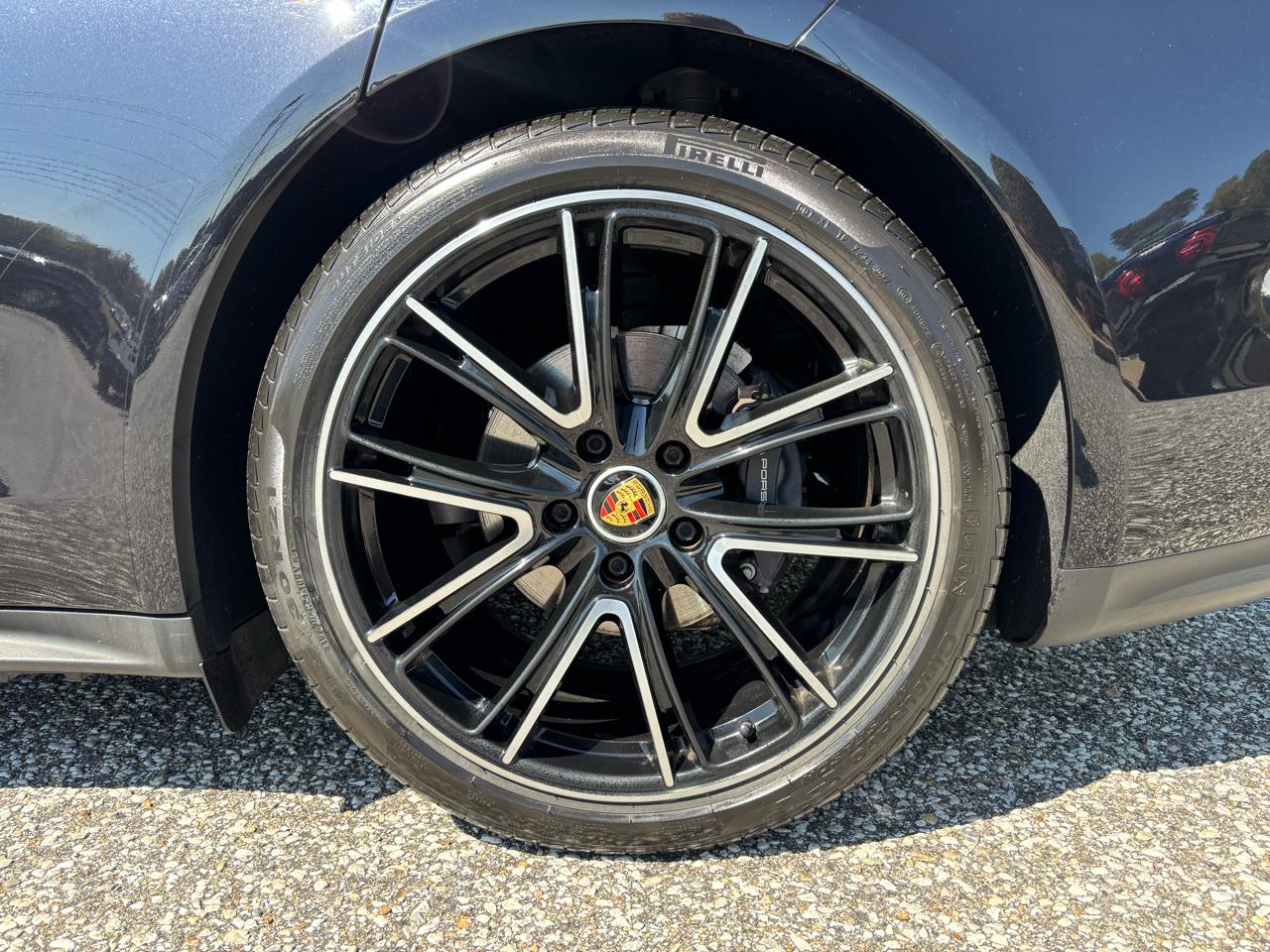 Porsche Panamera 4 Platinum Edition AWD 2023