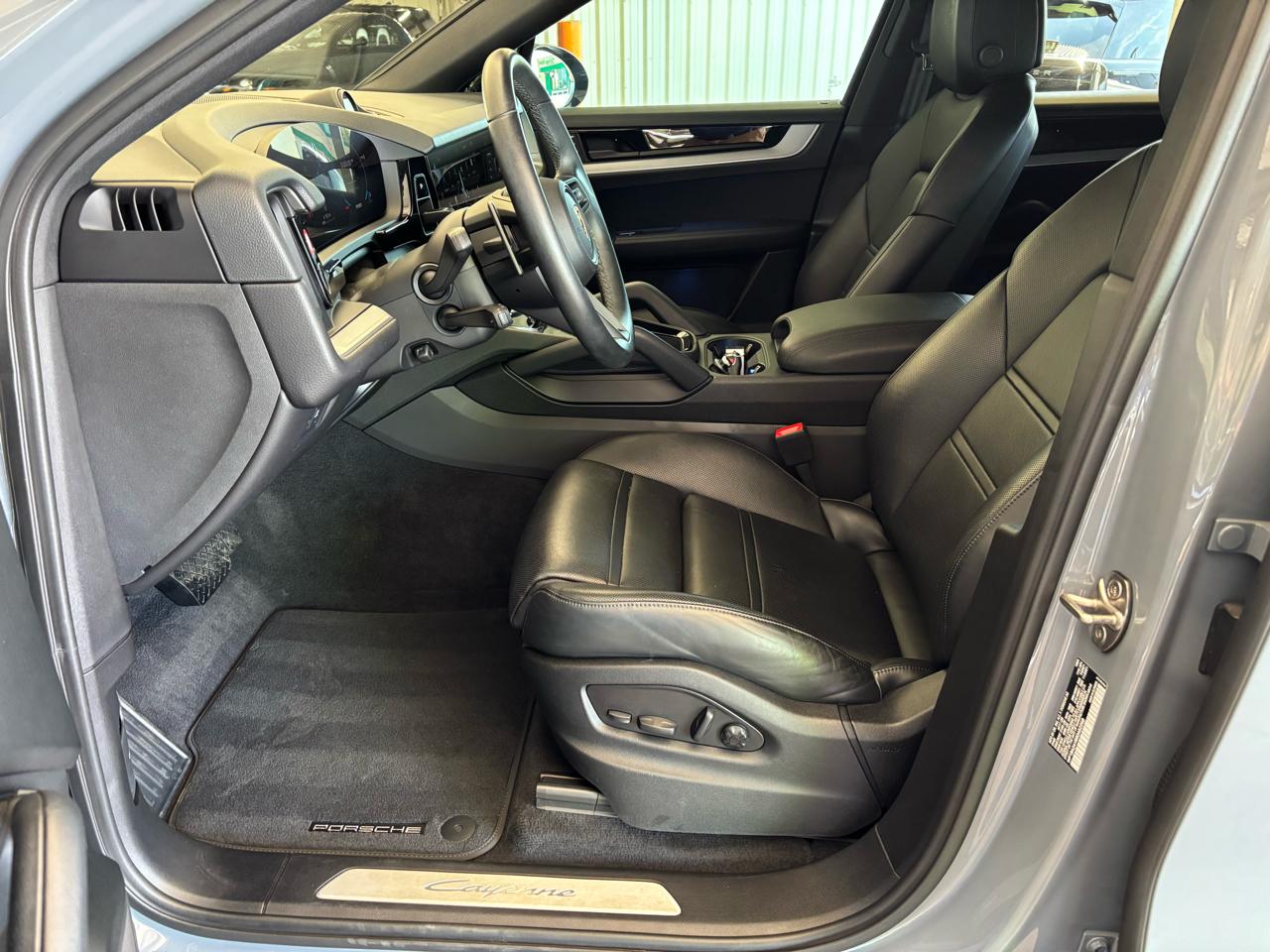 Porsche Cayenne Coupe AWD 2024