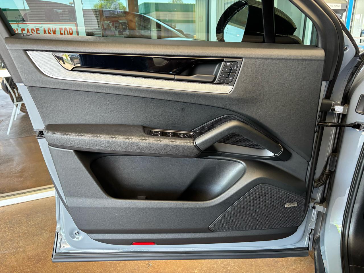 Porsche Cayenne Coupe AWD 2024