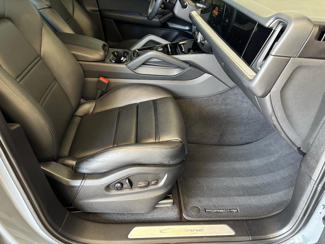 Porsche Cayenne Coupe AWD 2024