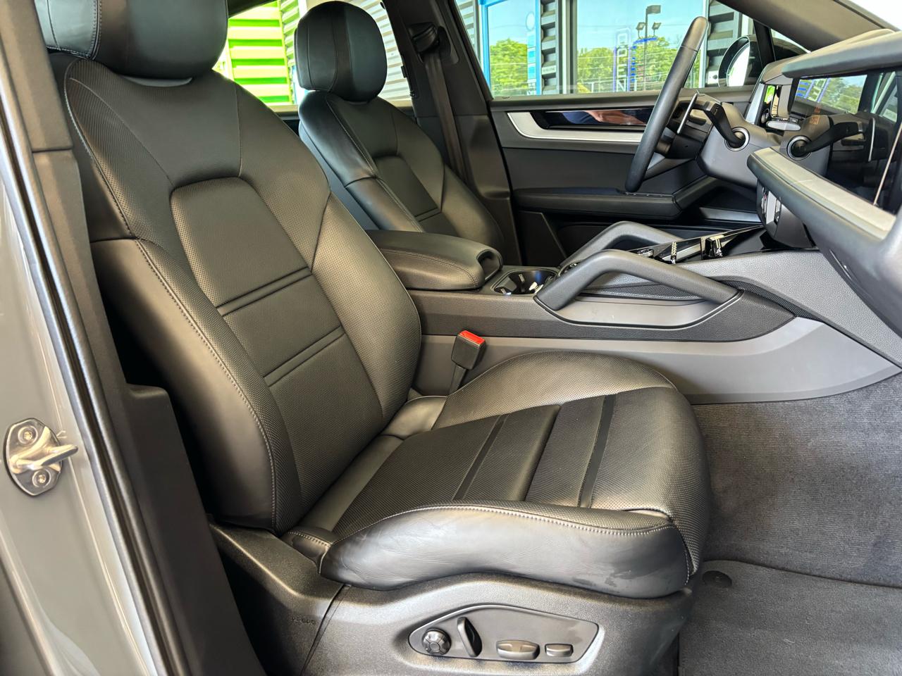 Porsche Cayenne Coupe AWD 2024