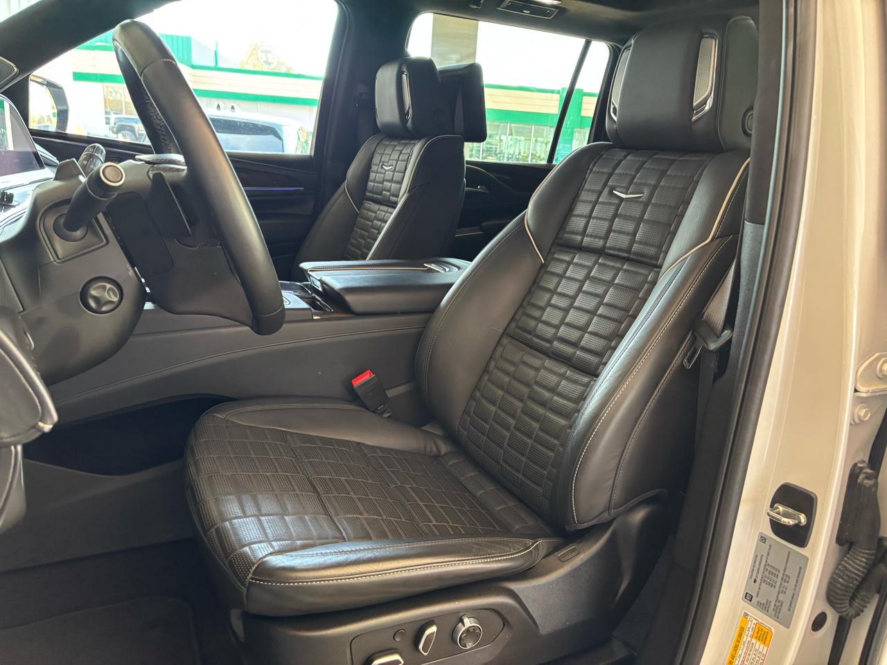 Cadillac Escalade ESV 4WD 4dr Sport Platinum 2024