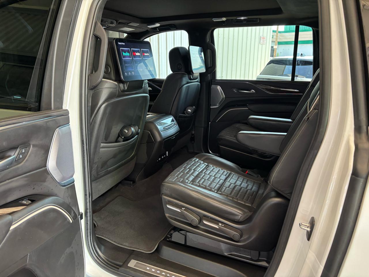 Cadillac Escalade ESV 4WD 4dr Sport Platinum 2024