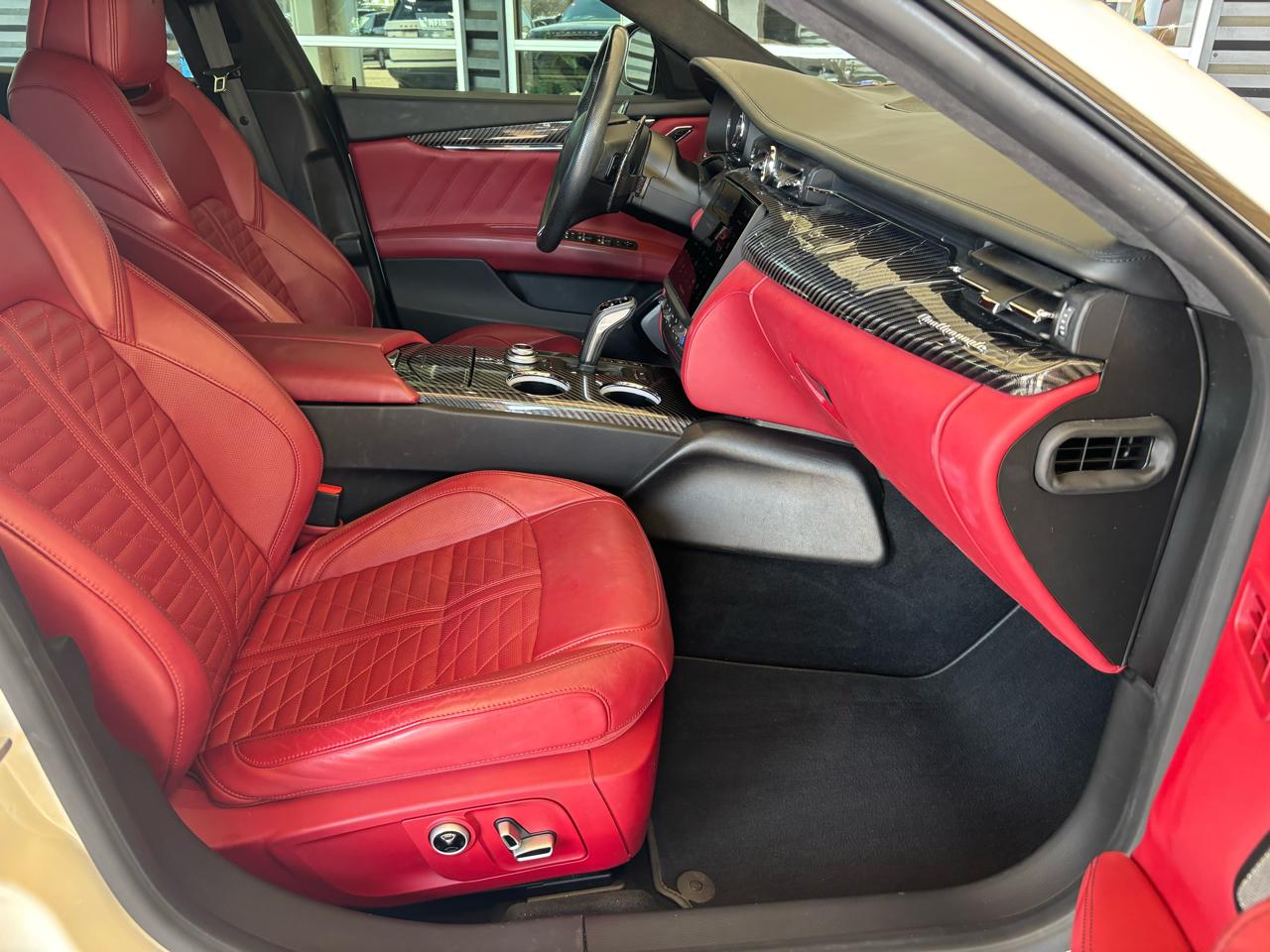 Maserati Quattroporte Modena 3.0L 2022