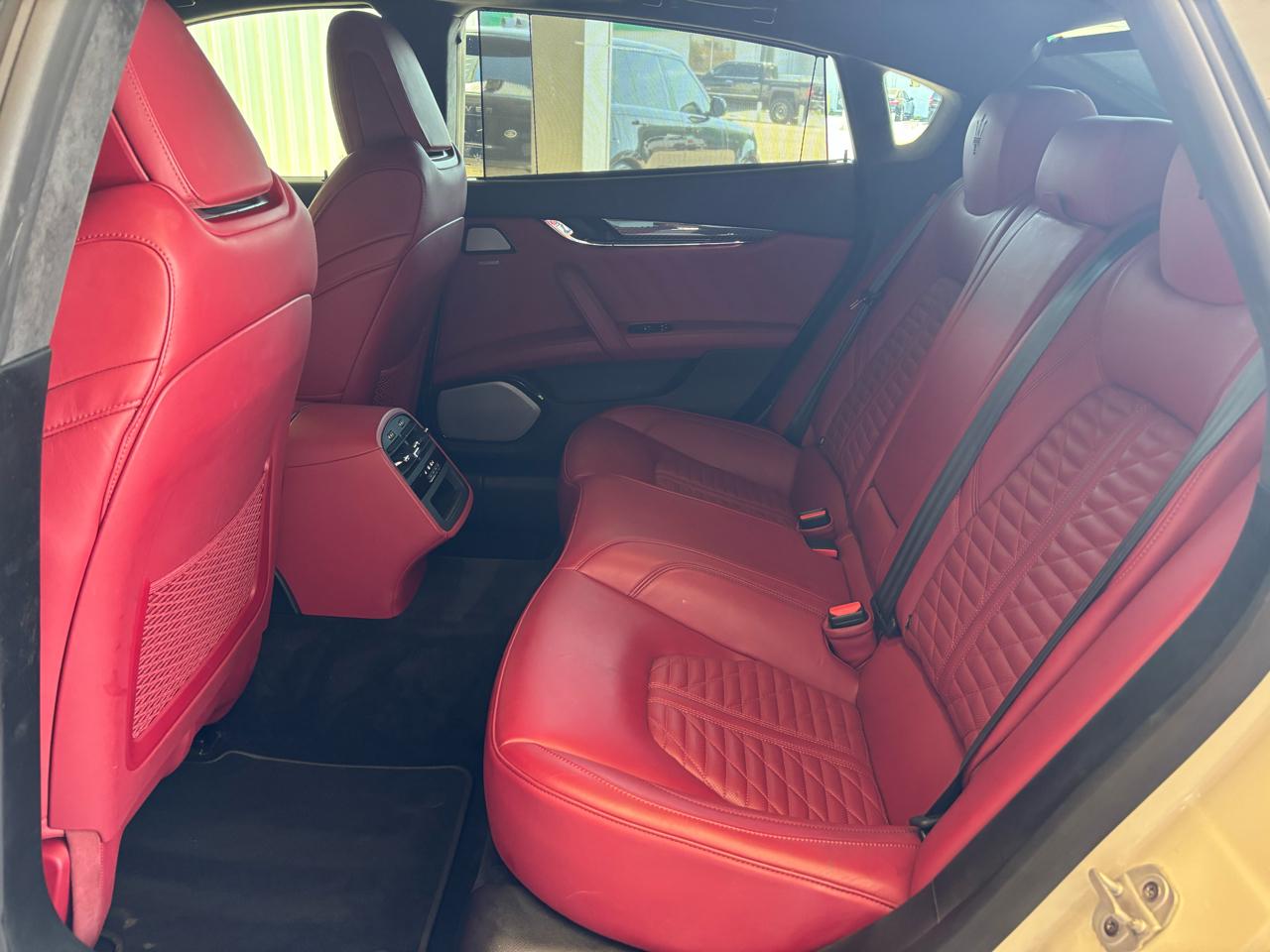 Maserati Quattroporte Modena 3.0L 2022