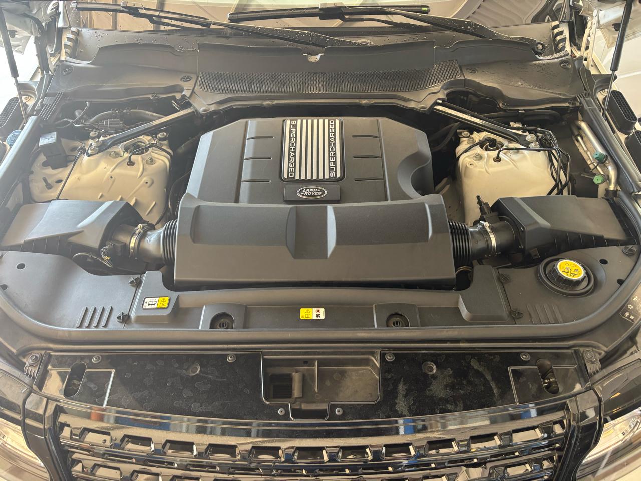 Land Rover Range Rover V6 Supercharged HSE SWB 2017