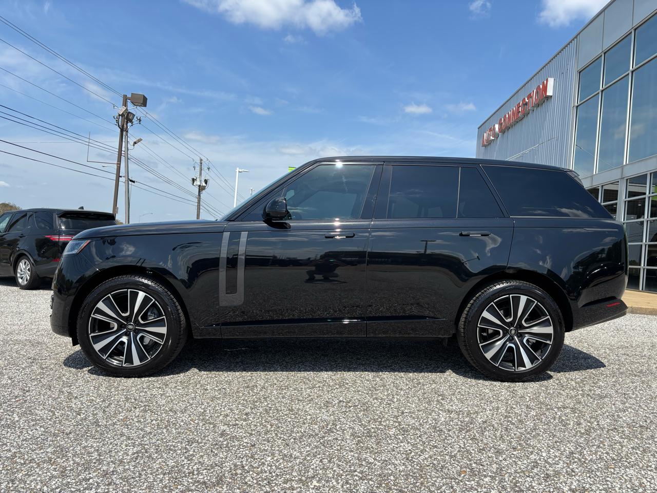 Land Rover Range Rover P400 SE SWB 2025