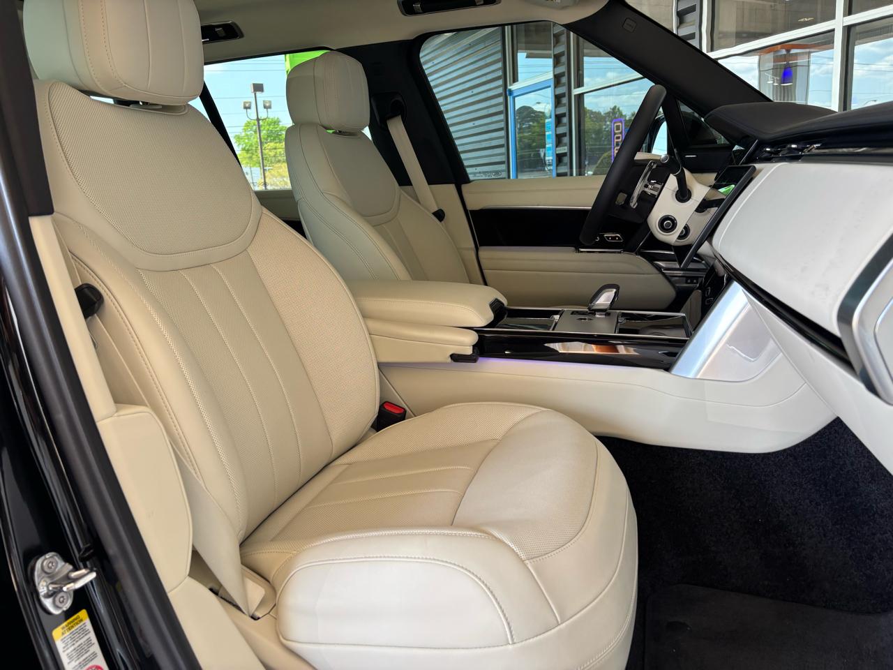 Land Rover Range Rover P400 SE SWB 2025