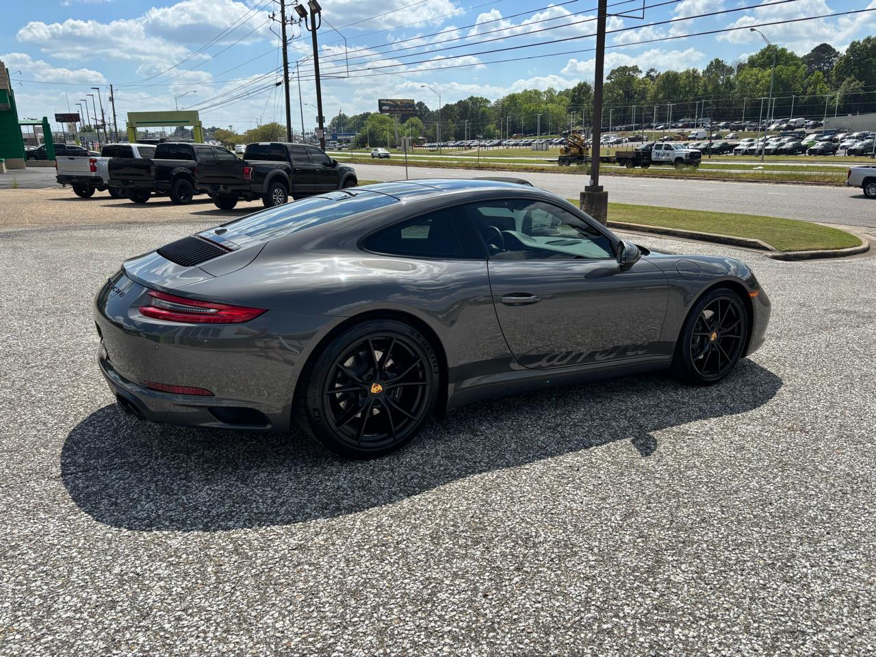 Porsche 911 Carrera Coupe 2018