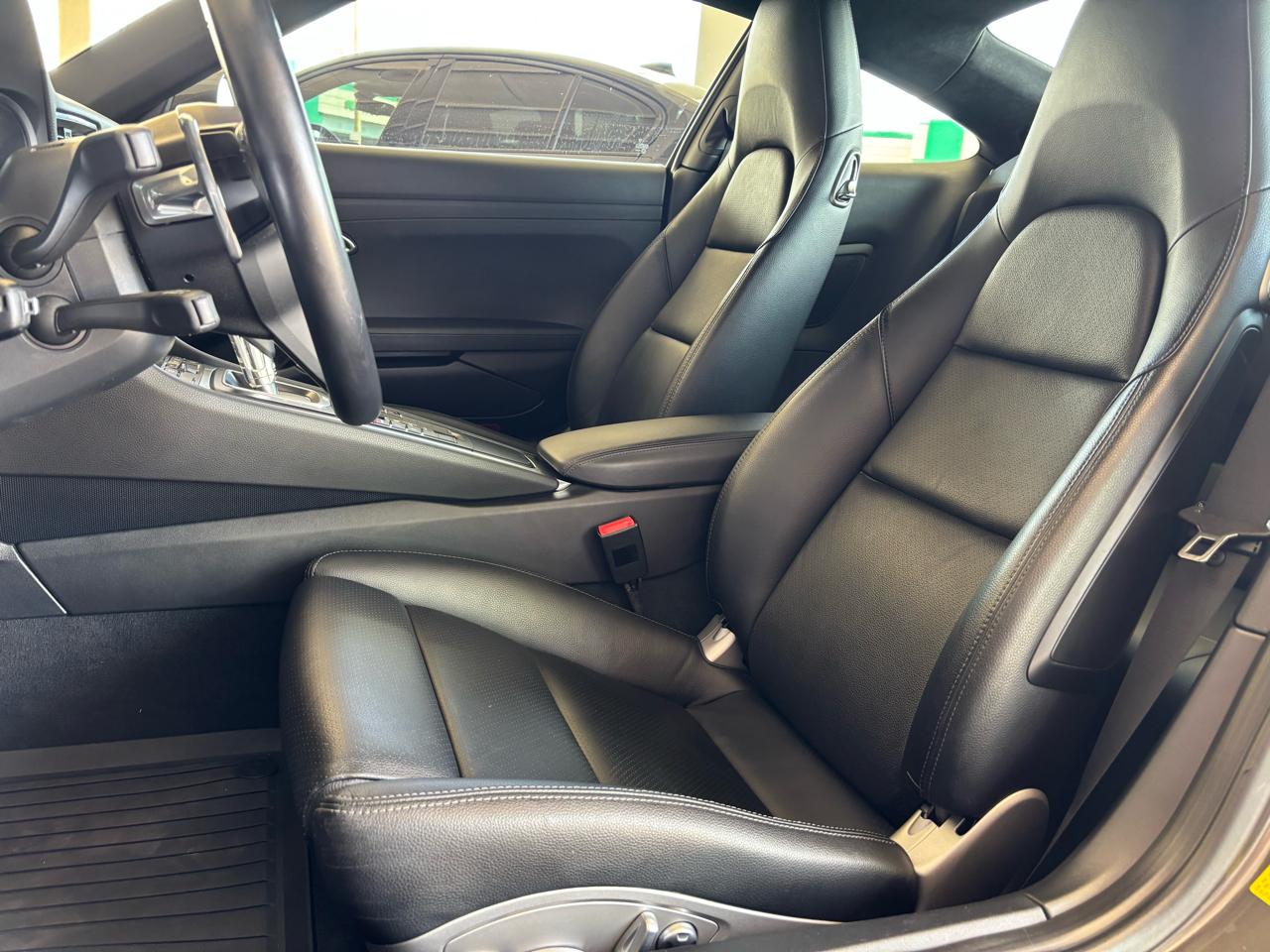 Porsche 911 Carrera Coupe 2018