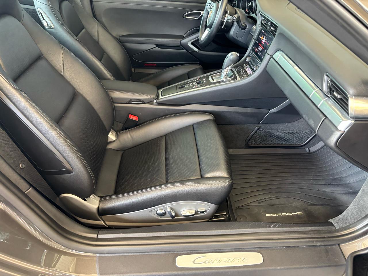 Porsche 911 Carrera Coupe 2018