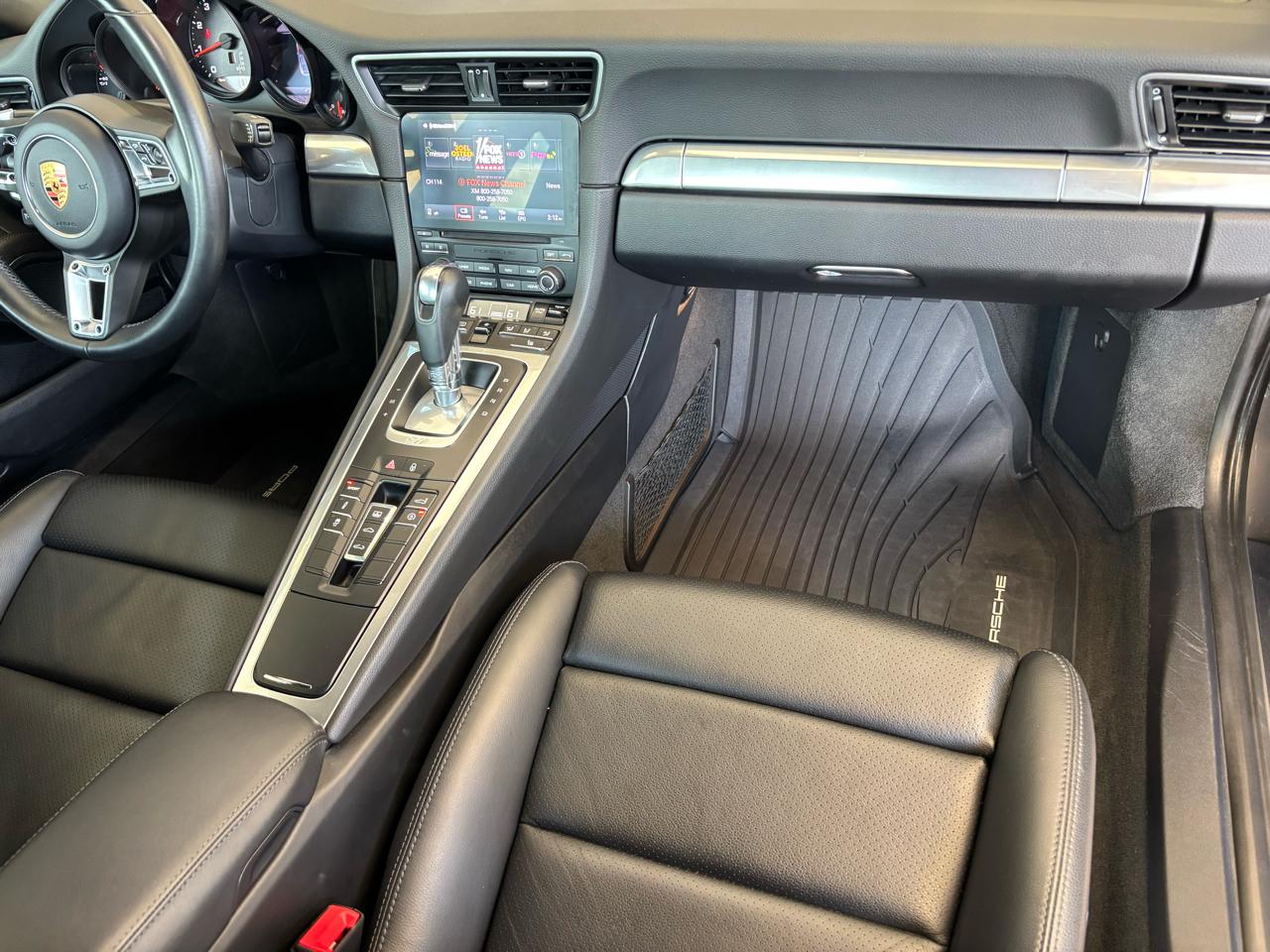 Porsche 911 Carrera Coupe 2018