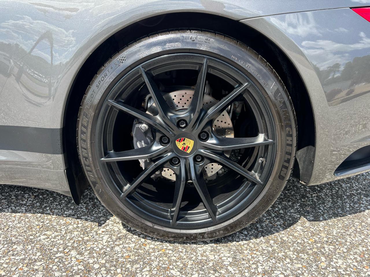 Porsche 911 Carrera Coupe 2018