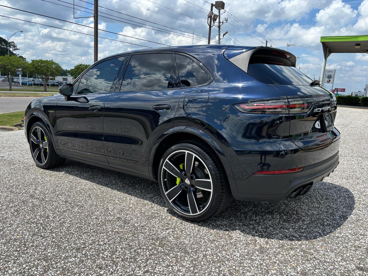 Porsche Cayenne Platinum Edition E-Hybrid AWD 2022