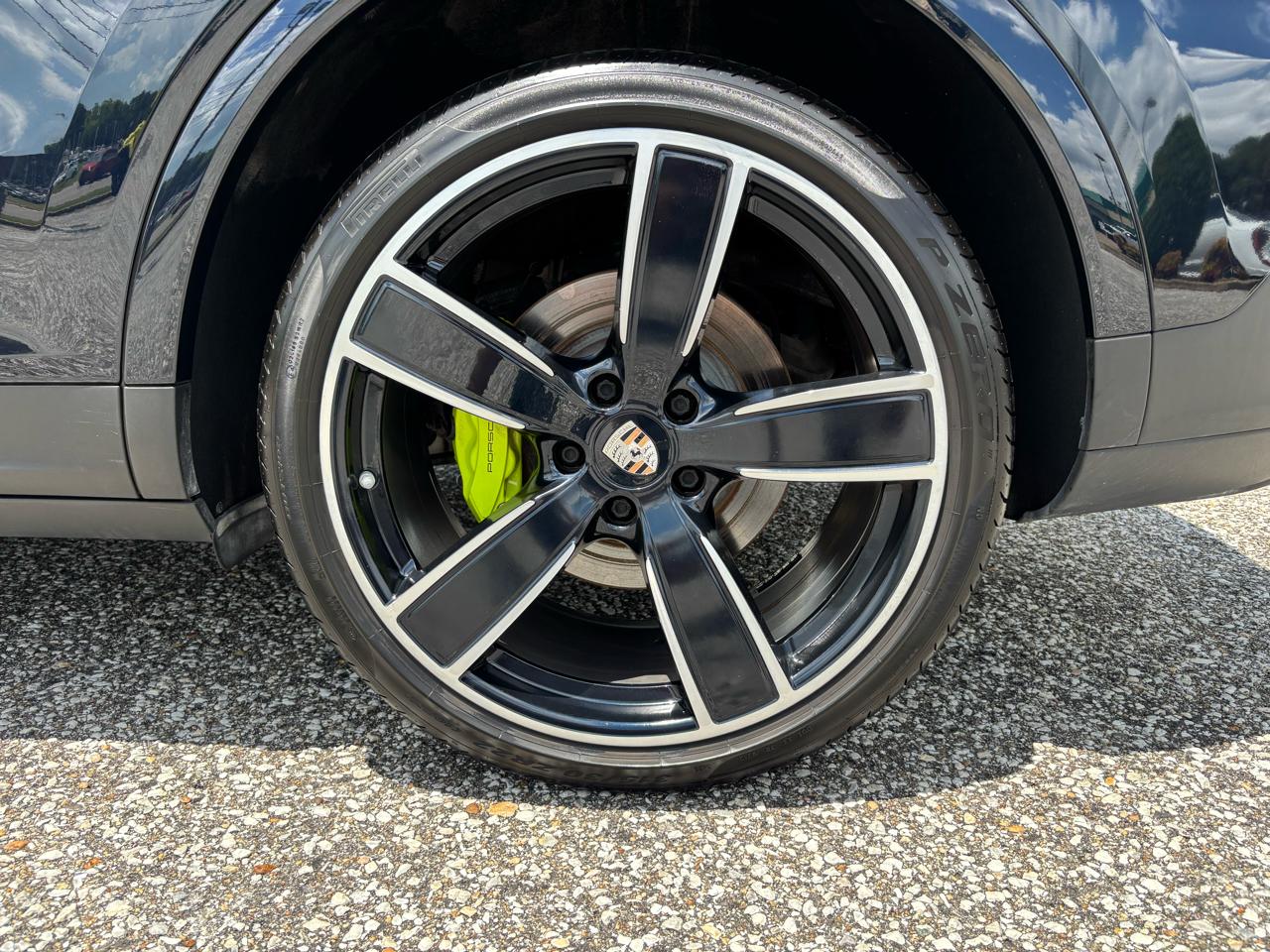 Porsche Cayenne Platinum Edition E-Hybrid AWD 2022