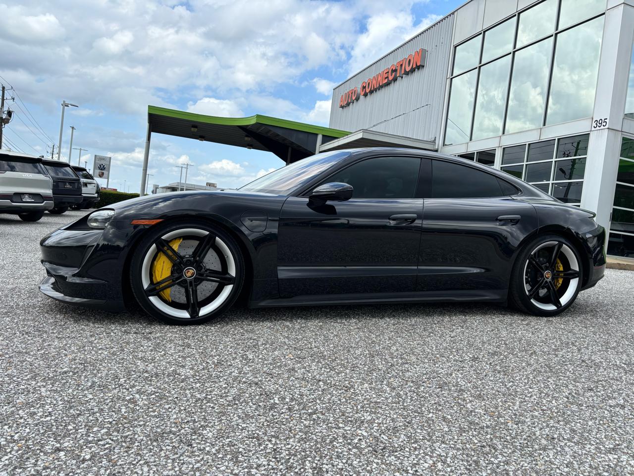 Porsche Taycan Turbo Sedan 2020