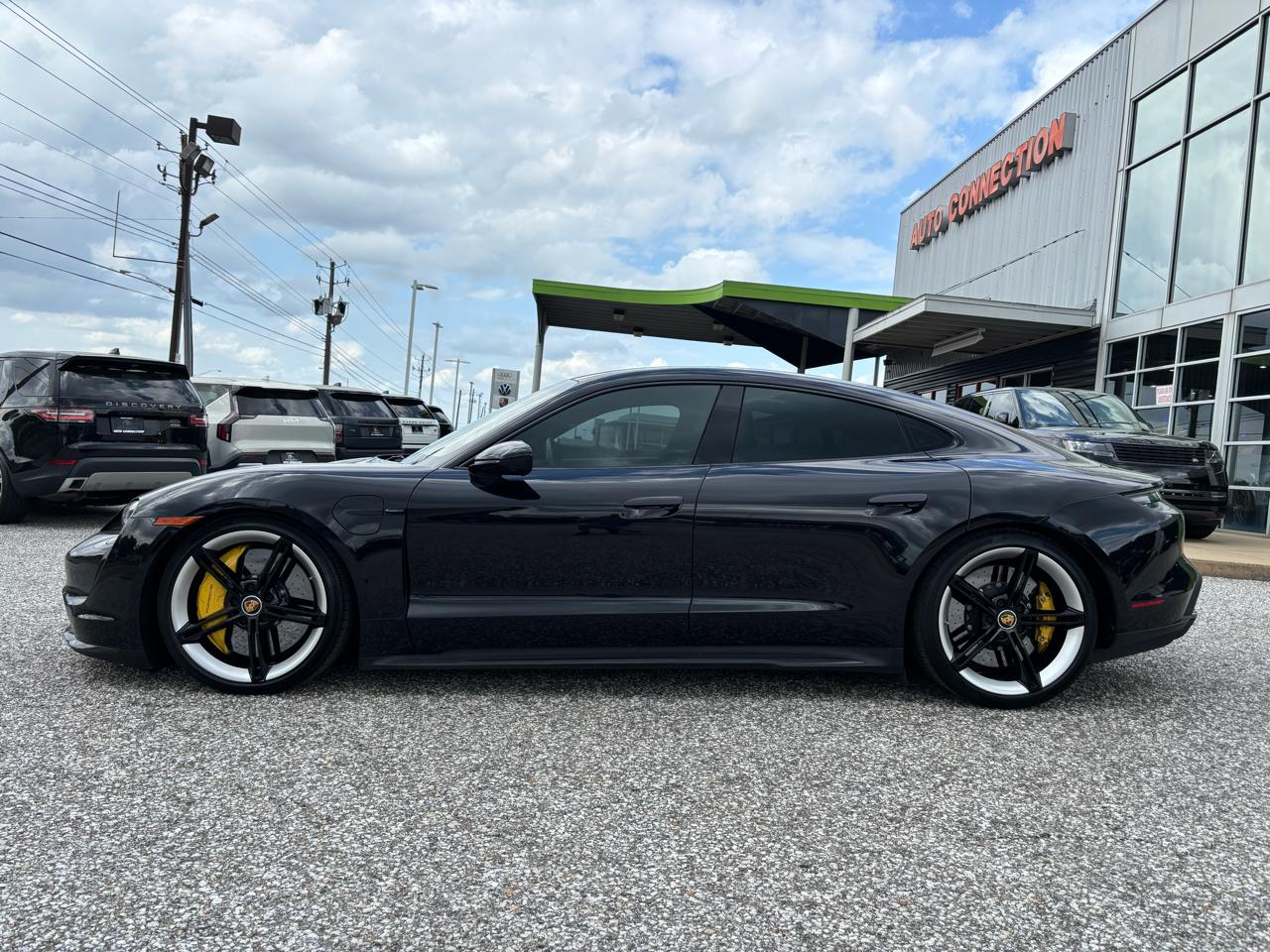 Porsche Taycan Turbo Sedan 2020