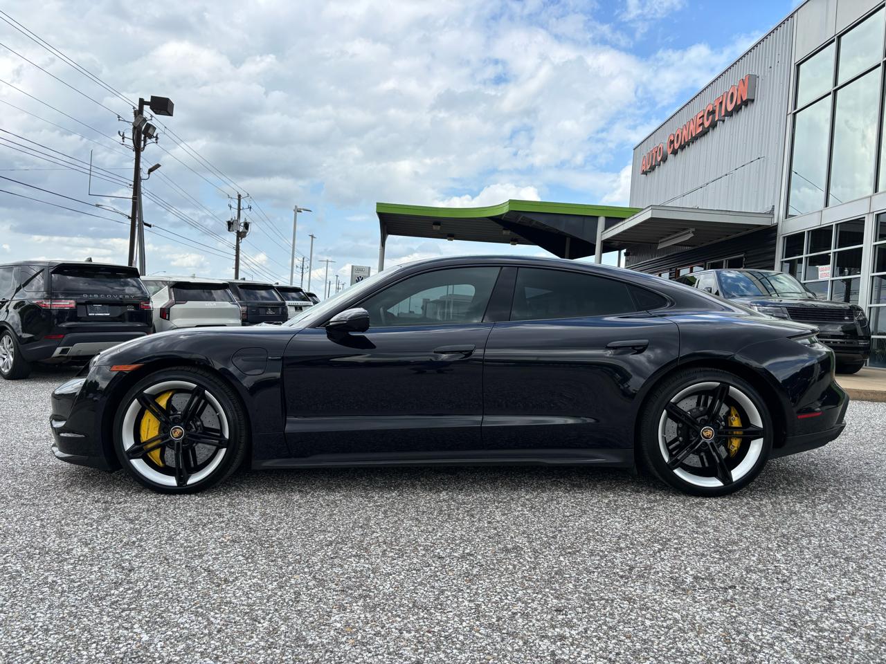 Porsche Taycan Turbo Sedan 2020