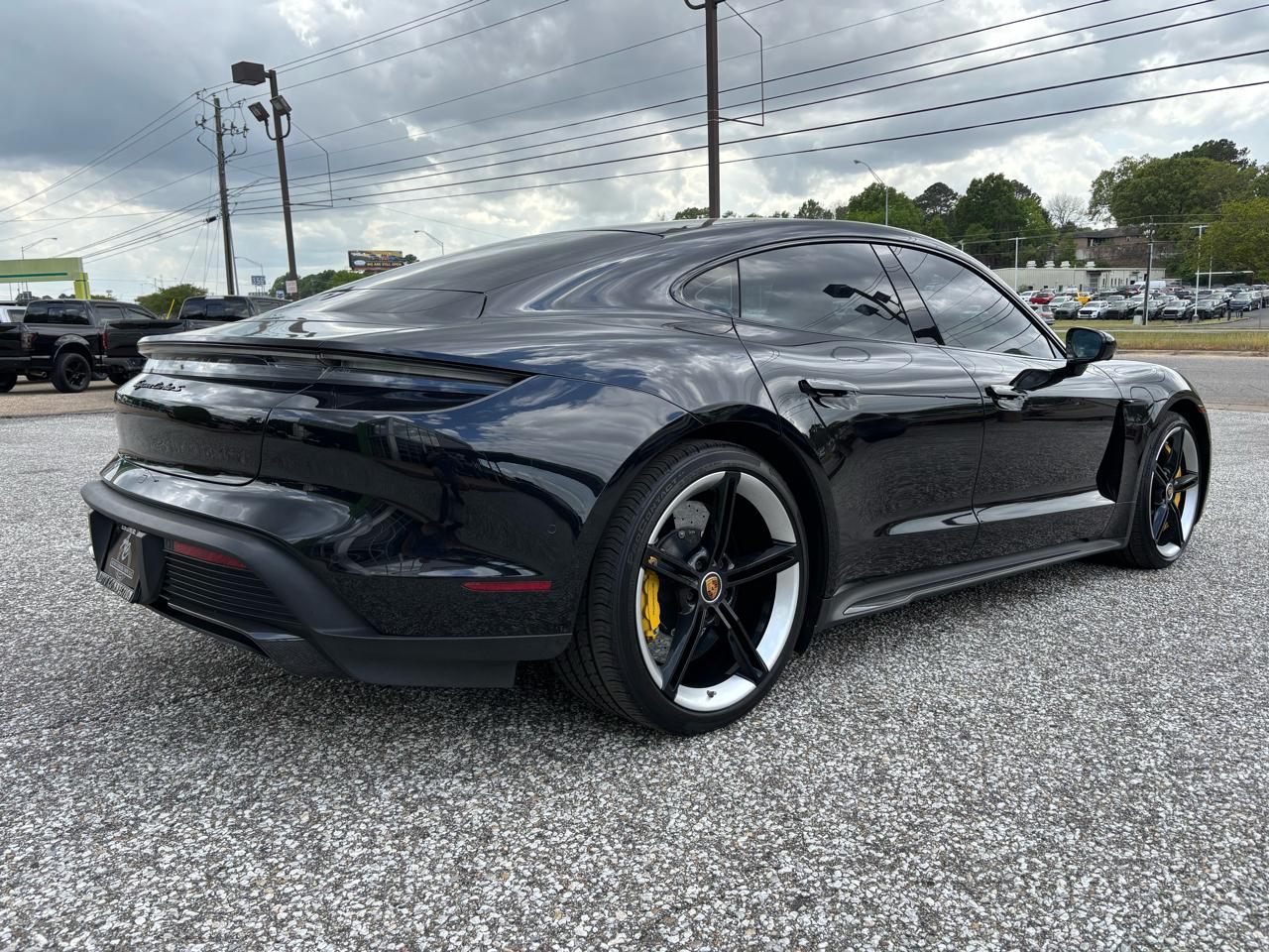 Porsche Taycan Turbo Sedan 2020