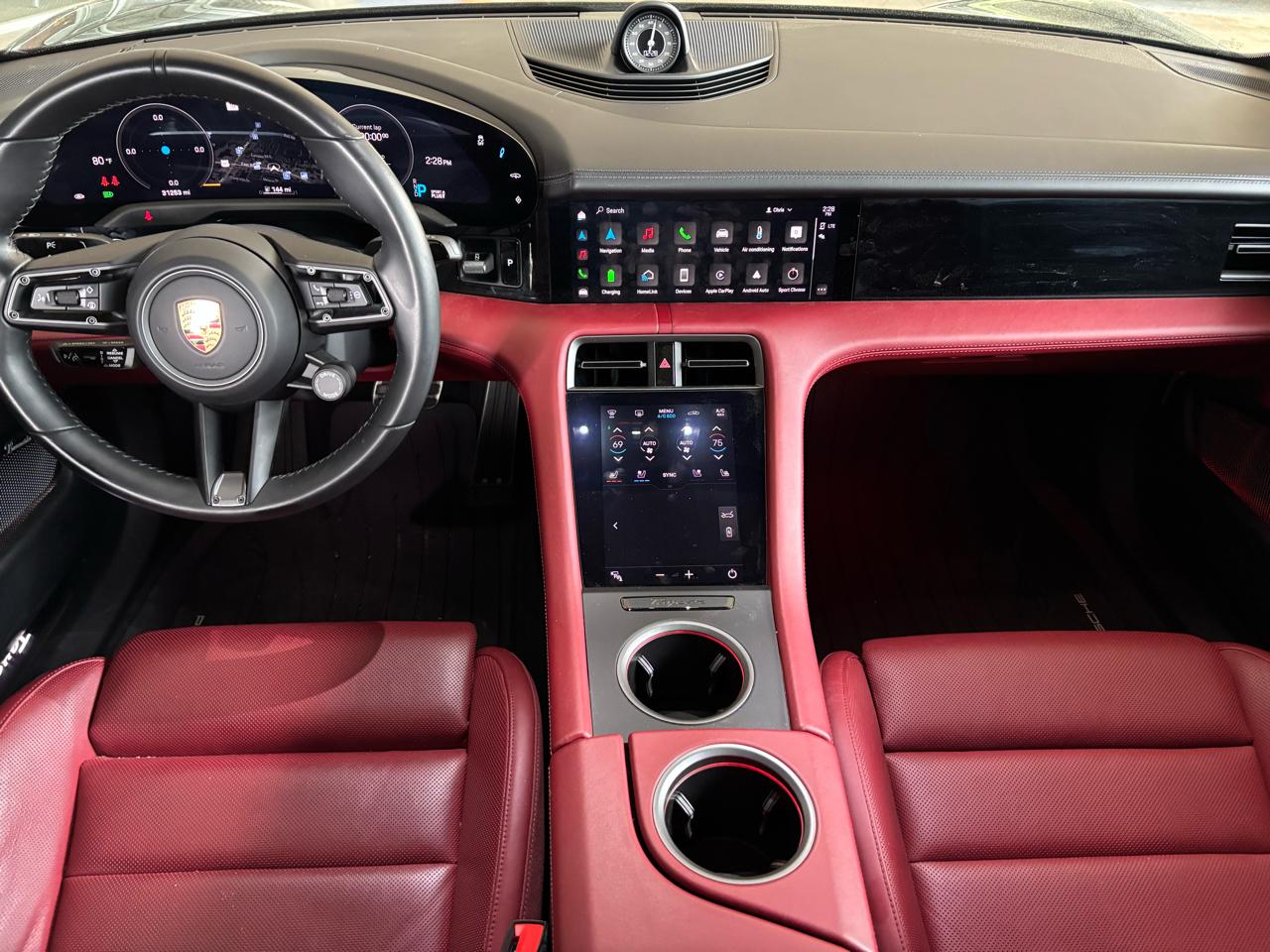 Porsche Taycan Turbo Sedan 2020