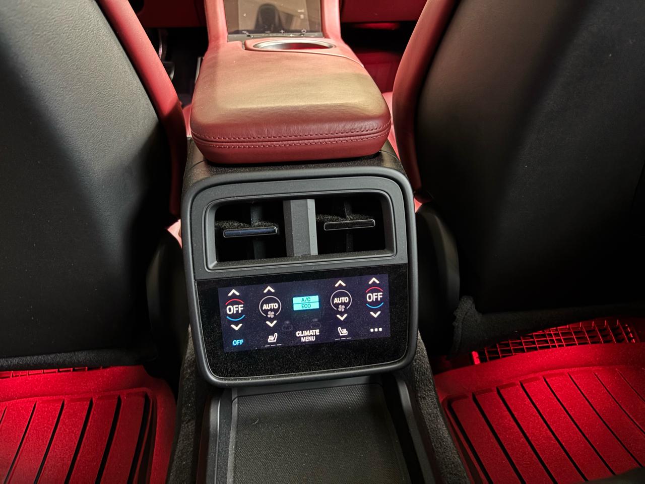 Porsche Taycan Turbo Sedan 2020