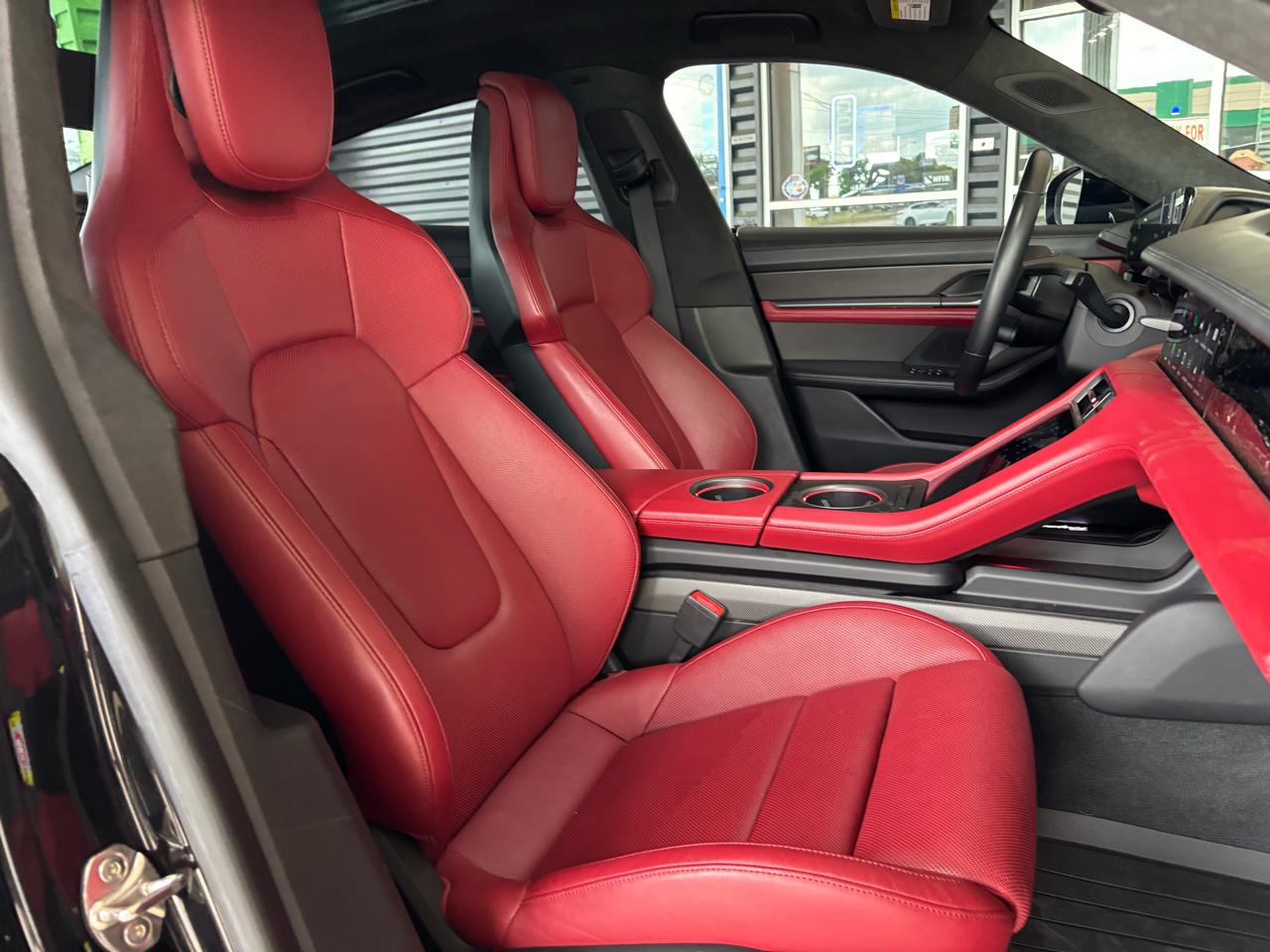 Porsche Taycan Turbo Sedan 2020