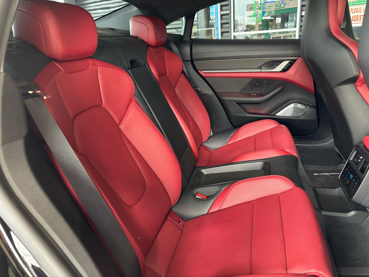 Porsche Taycan Turbo Sedan 2020