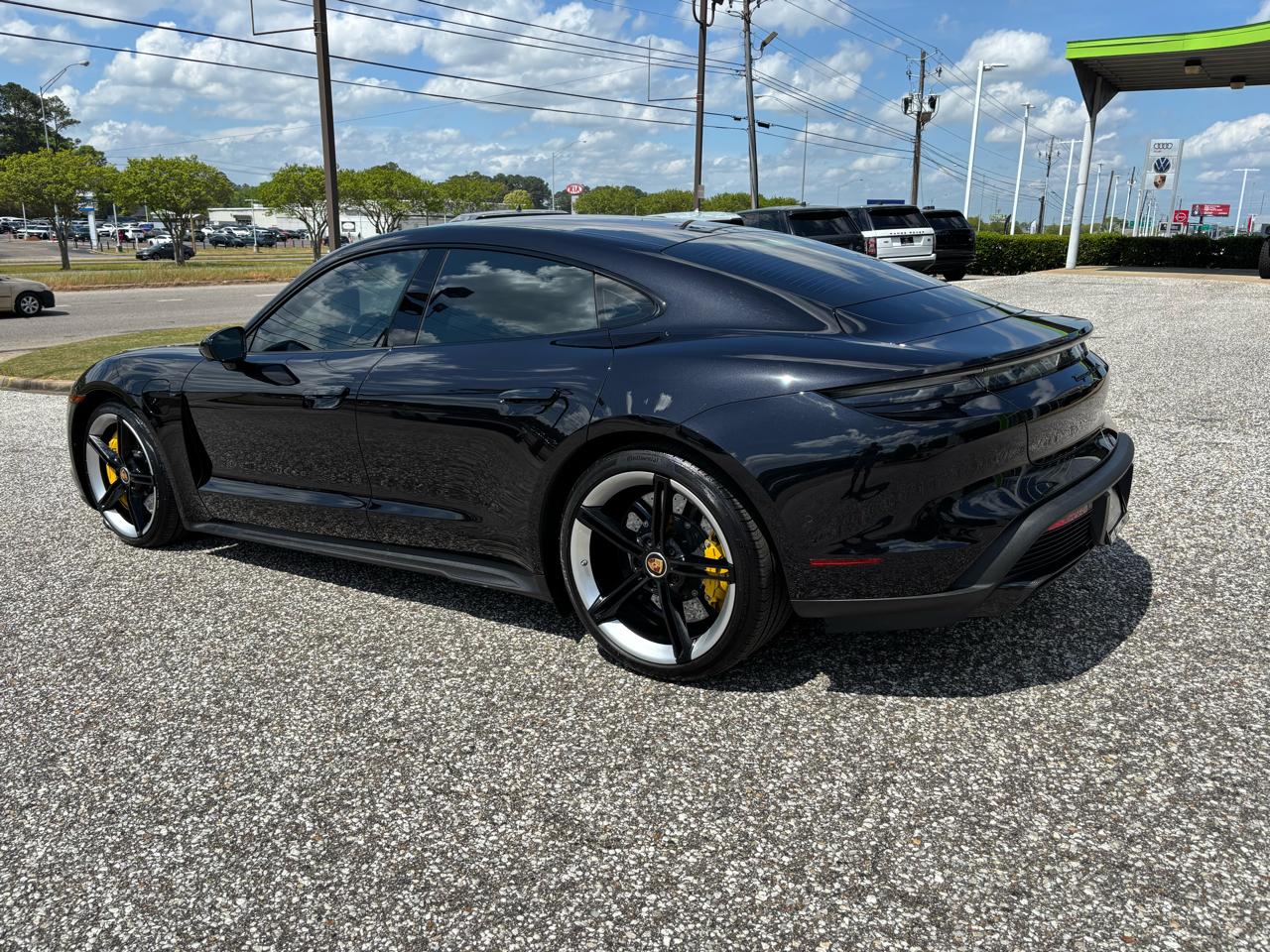 Porsche Taycan Turbo S Sedan 2020