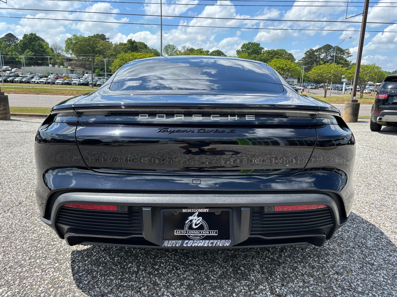 Porsche Taycan Turbo S Sedan 2020