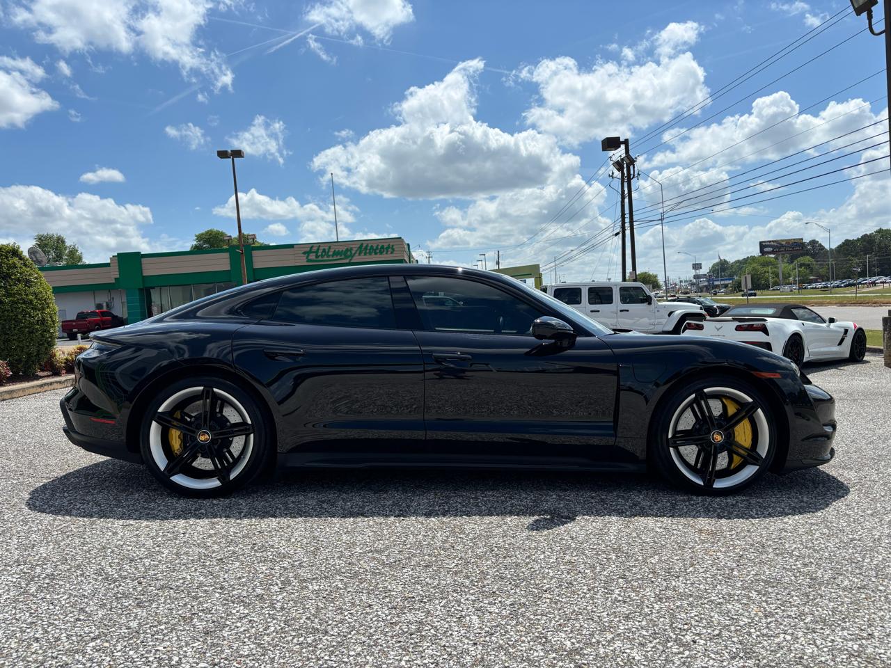 Porsche Taycan Turbo S Sedan 2020