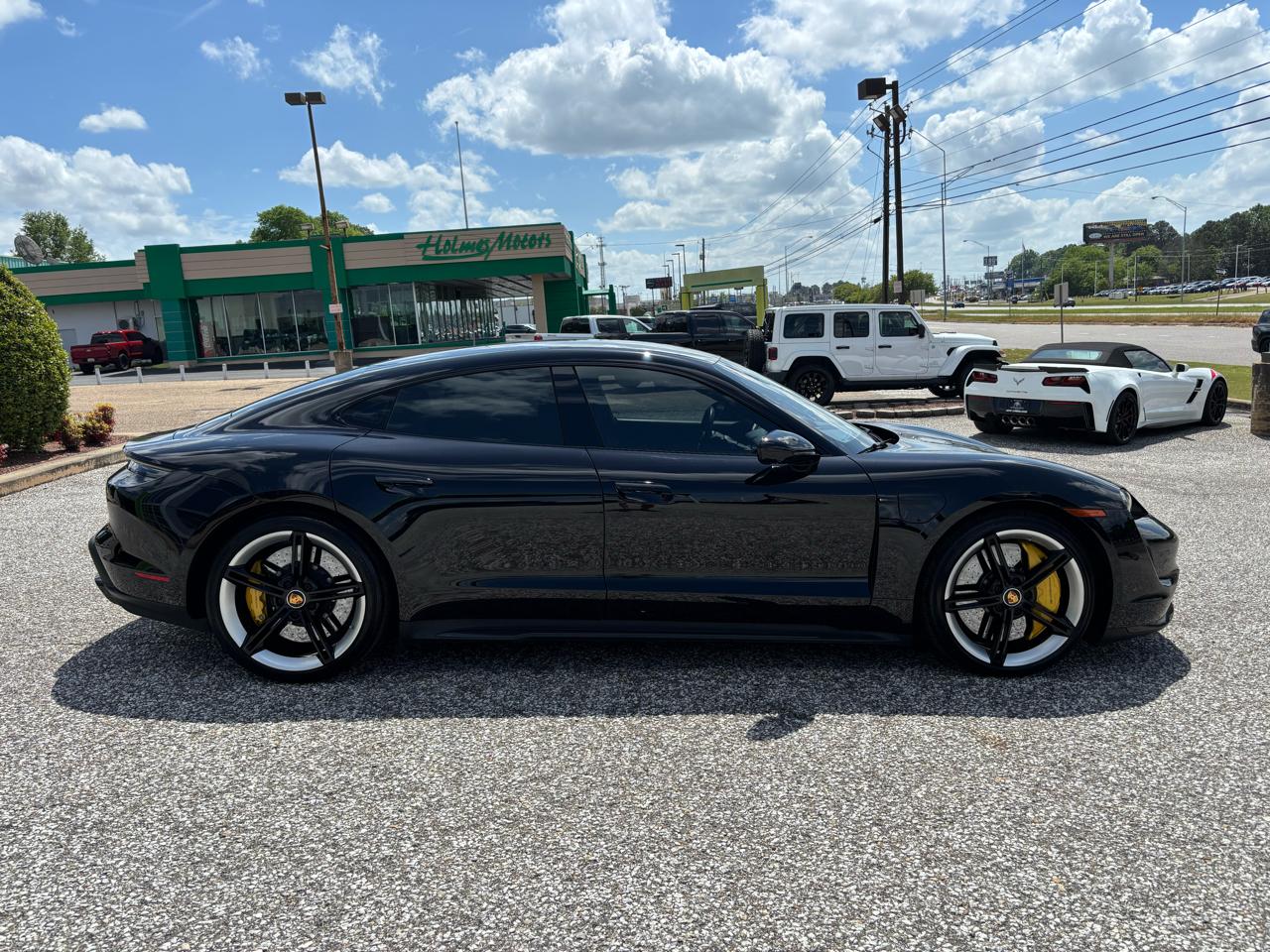 Porsche Taycan Turbo S Sedan 2020