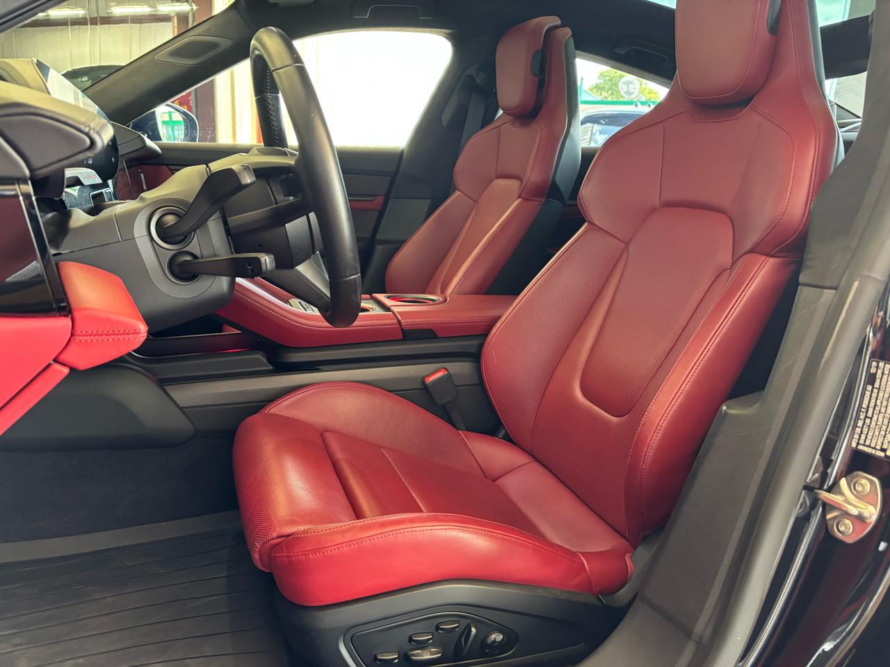 Porsche Taycan Turbo S Sedan 2020