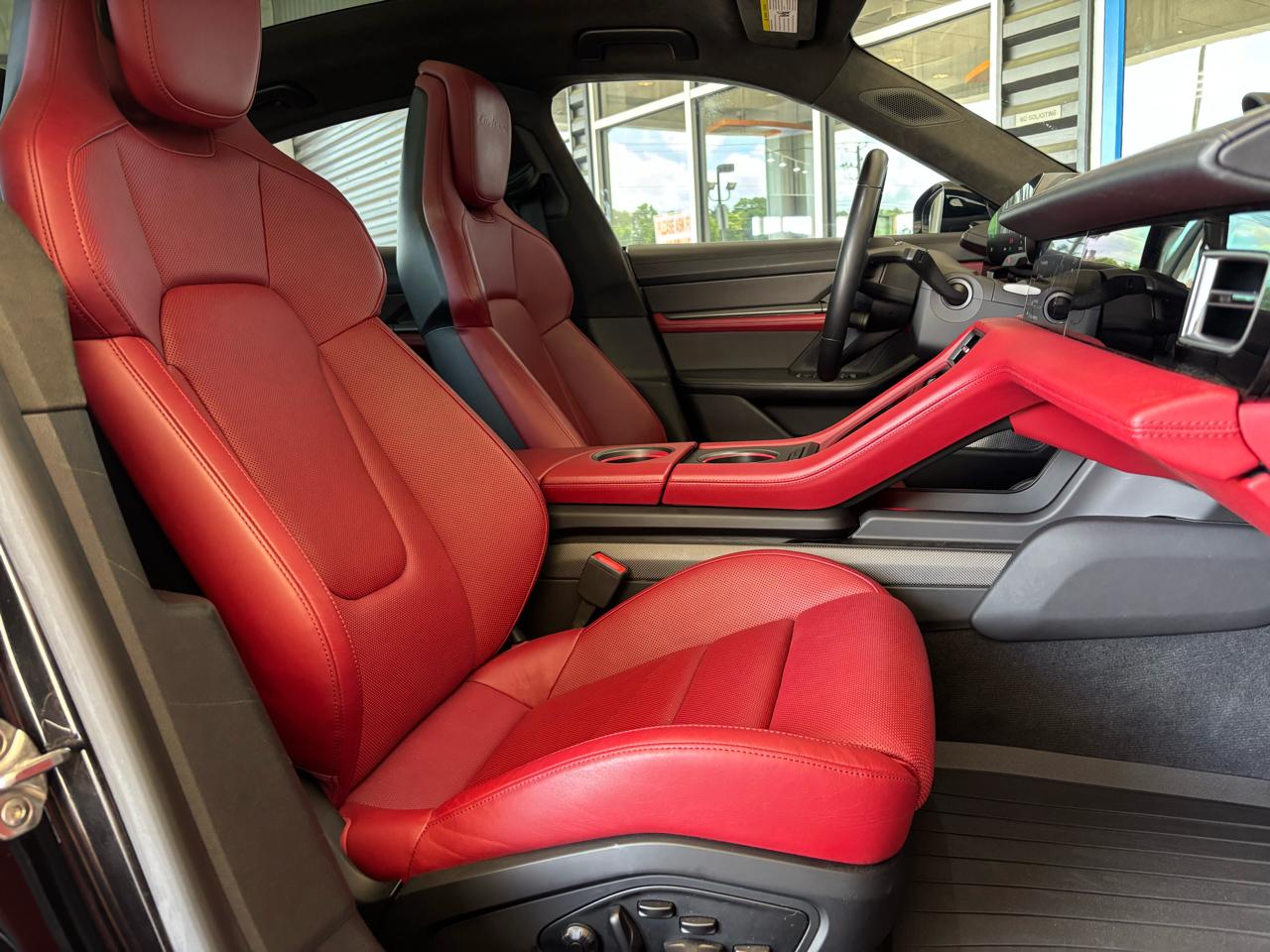 Porsche Taycan Turbo S Sedan 2020