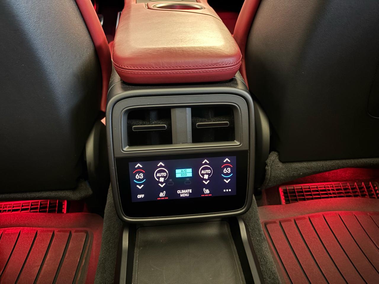 Porsche Taycan Turbo S Sedan 2020