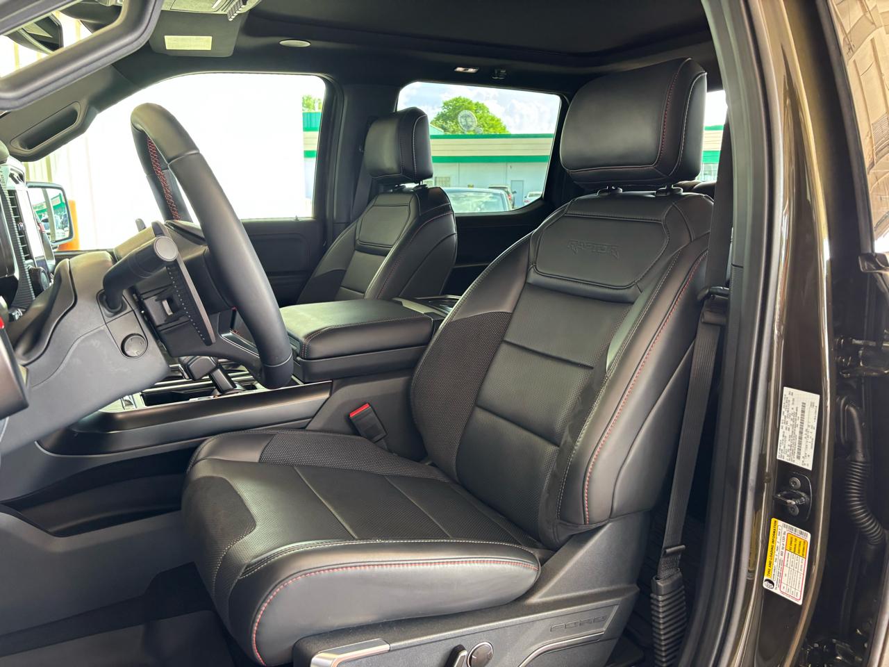 Ford F-150 Raptor 4WD SuperCrew 5.5' Box 2025