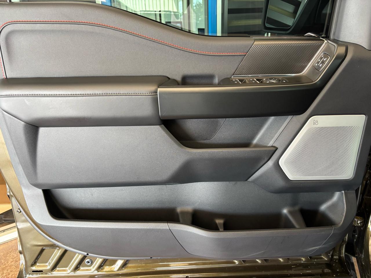 Ford F-150 Raptor 4WD SuperCrew 5.5' Box 2025