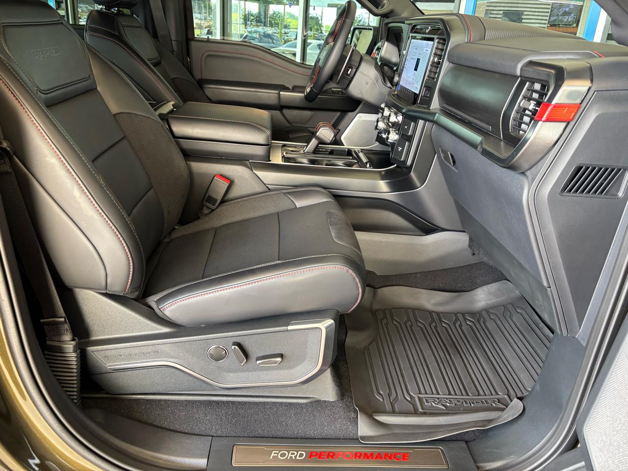 Ford F-150 Raptor 4WD SuperCrew 5.5' Box 2025