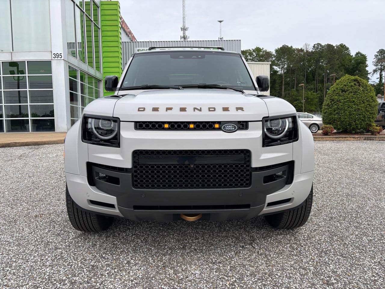 Land Rover Defender 110 P635 OCTA 2026